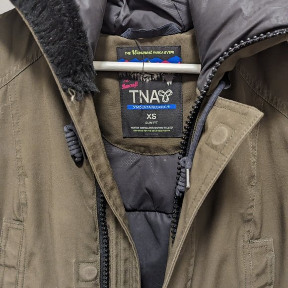 TNA Parka - Picture 2 of 3